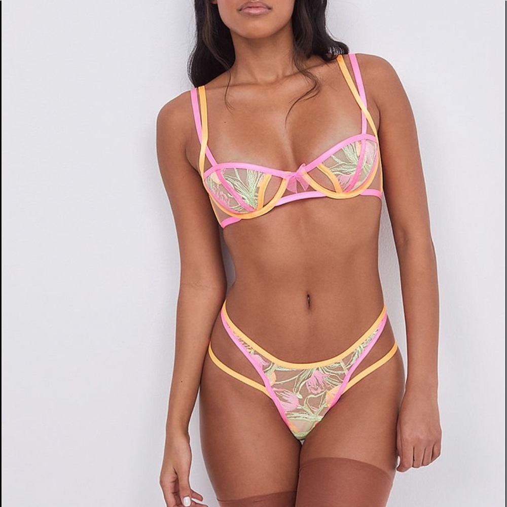 For Love and Lemons x Victoria’s Secret Oversized Tulip Bra XS